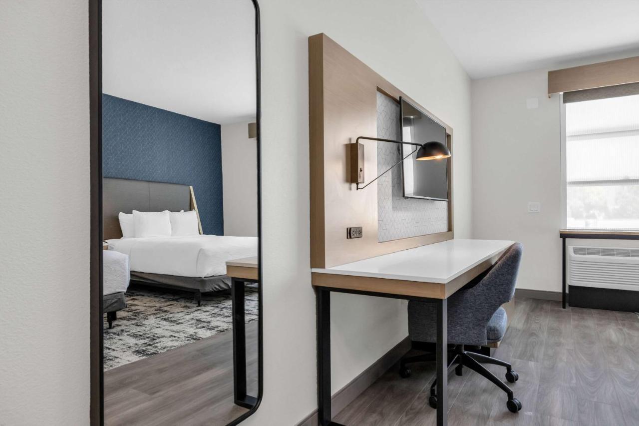 La Quinta Inn & Suites By Wyndham San Jose Airport-Downtown Ngoại thất bức ảnh
