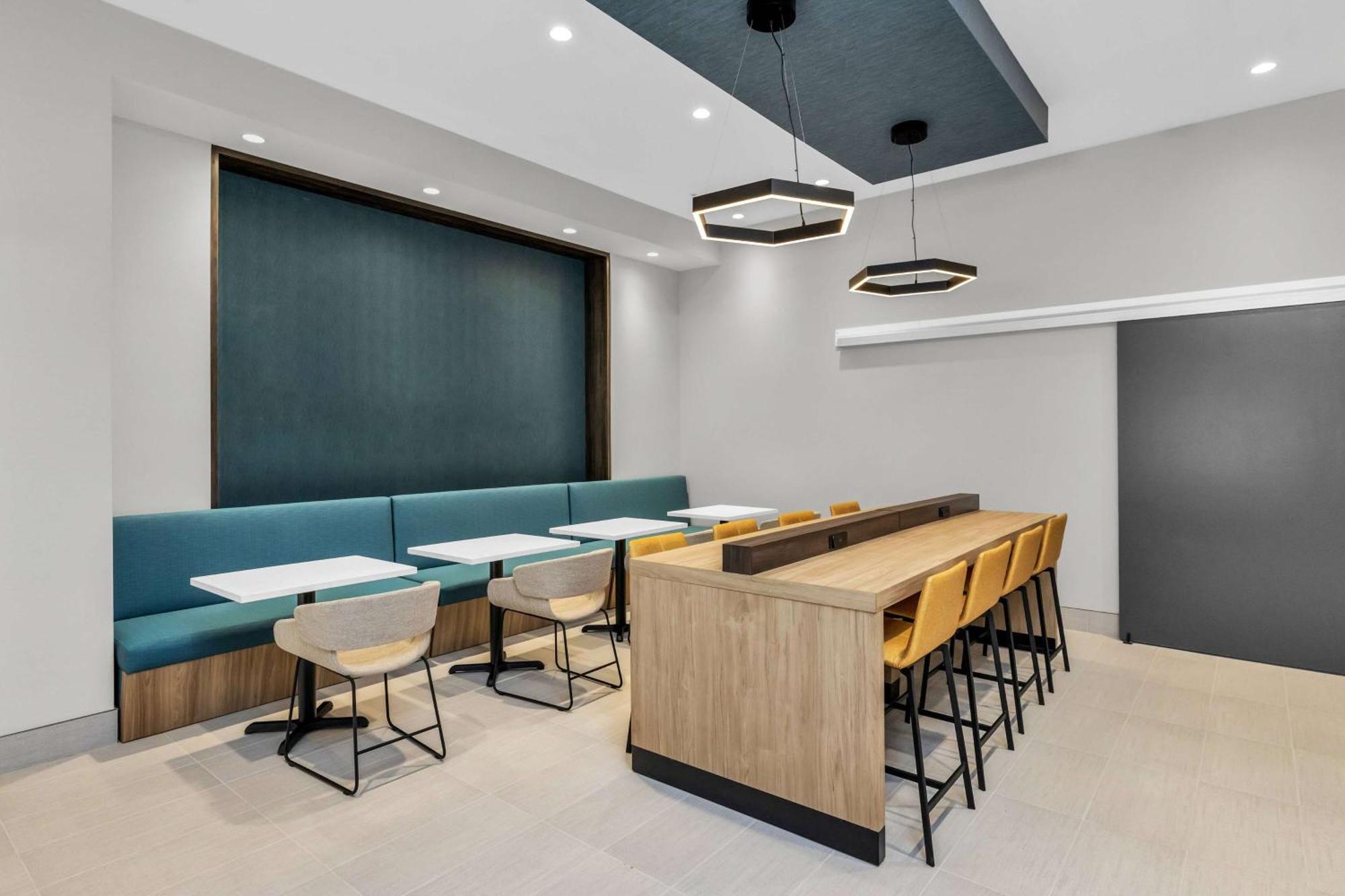 La Quinta Inn & Suites By Wyndham San Jose Airport-Downtown Ngoại thất bức ảnh